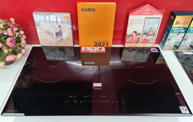 Bếp Điện Từ Ba Canzy CZ-TL67GB