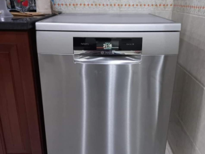 Máy Rửa Bát Bosch SMS8YCI03E Series 8